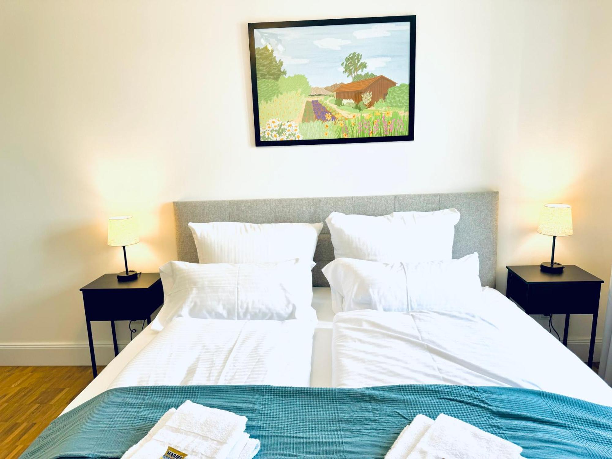 E&K Living - Design Apartments - Netflix - Audi - In Village - Free Parking インゴルシュタット エクステリア 写真